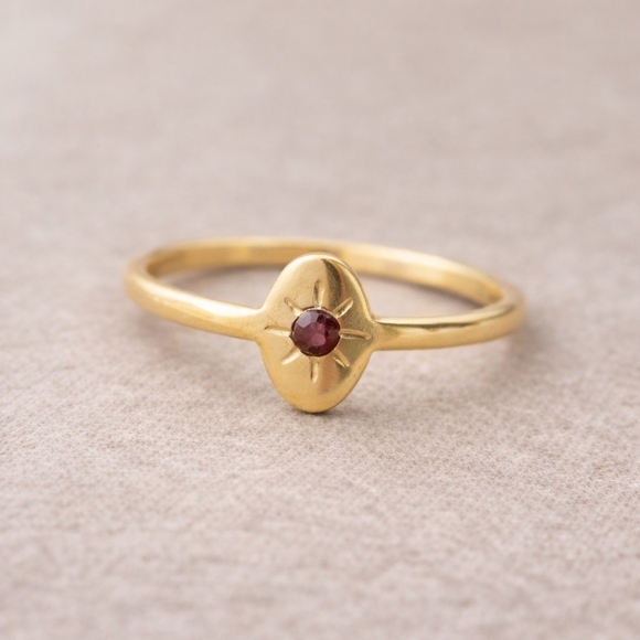 Jewelry - Gold Tone Ruby Starburst Ring | Minimalist Oval Disc | Sizes 7, 7.5